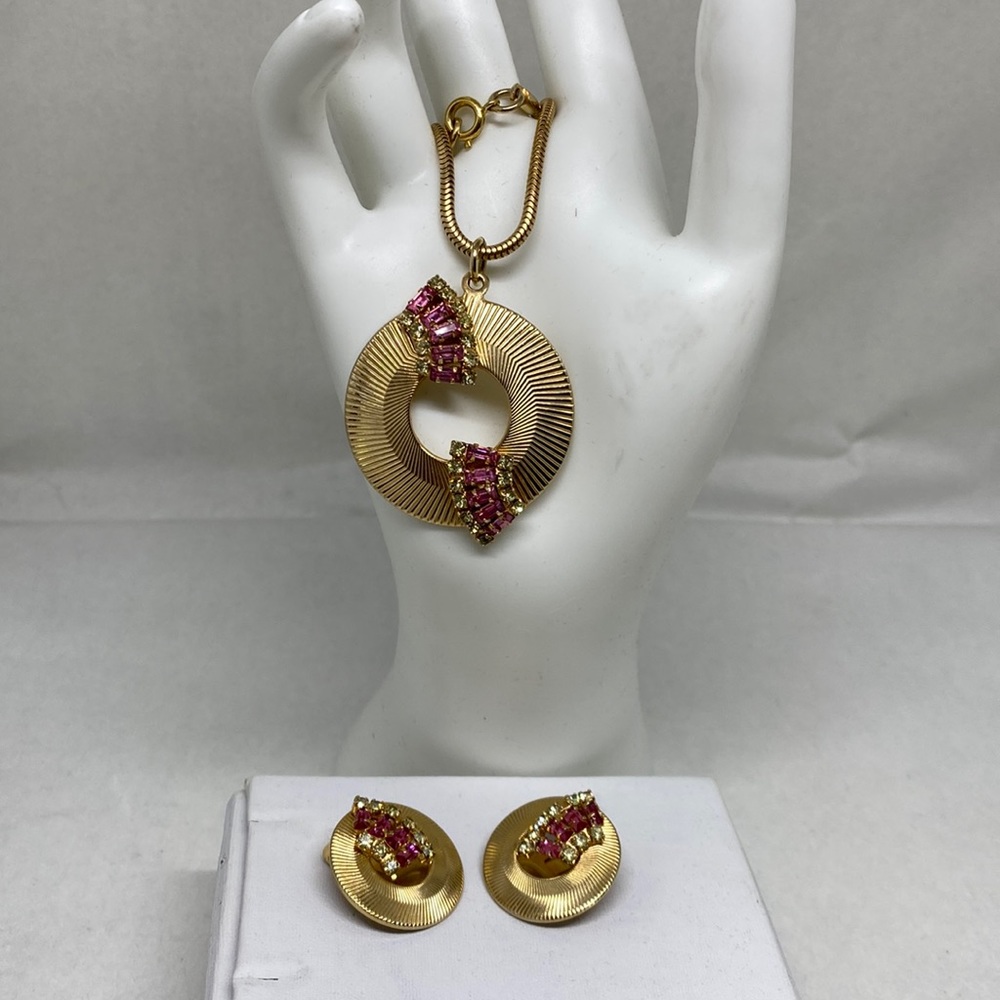 Beautiful vintage signed ALVA set